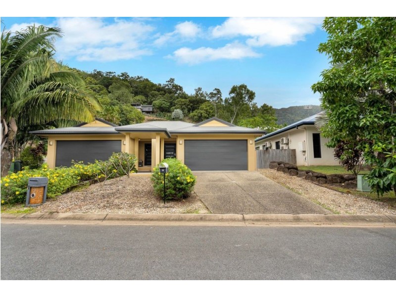 2/1 Savaii Close, Palm Cove QLD 4879