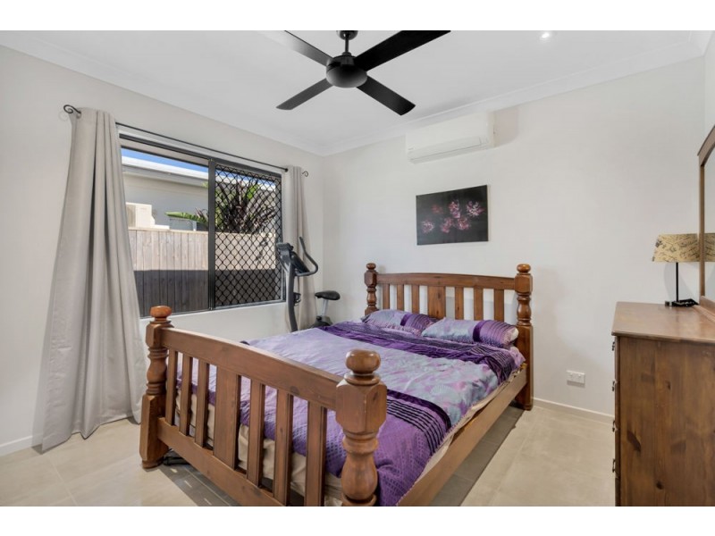 10 Coxswain Place, Trinity Beach QLD 4879
