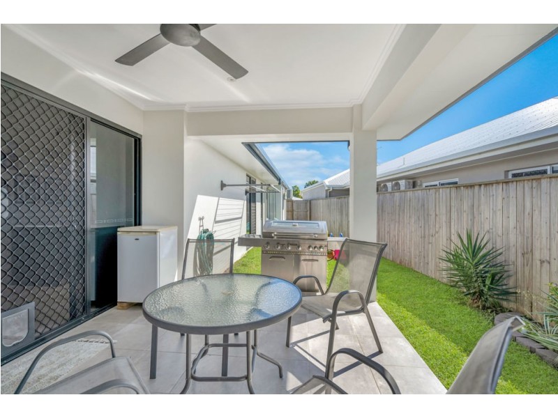 10 Coxswain Place, Trinity Beach QLD 4879