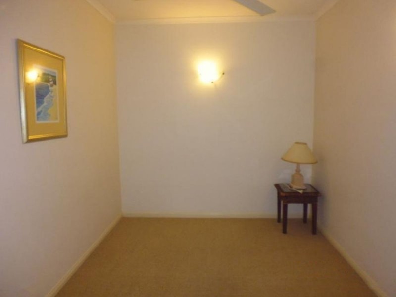 1117/2-10 Greenslopes Street, Cairns North QLD 4870