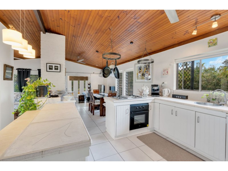 3 Roslyn Close, Yorkeys Knob QLD 4878