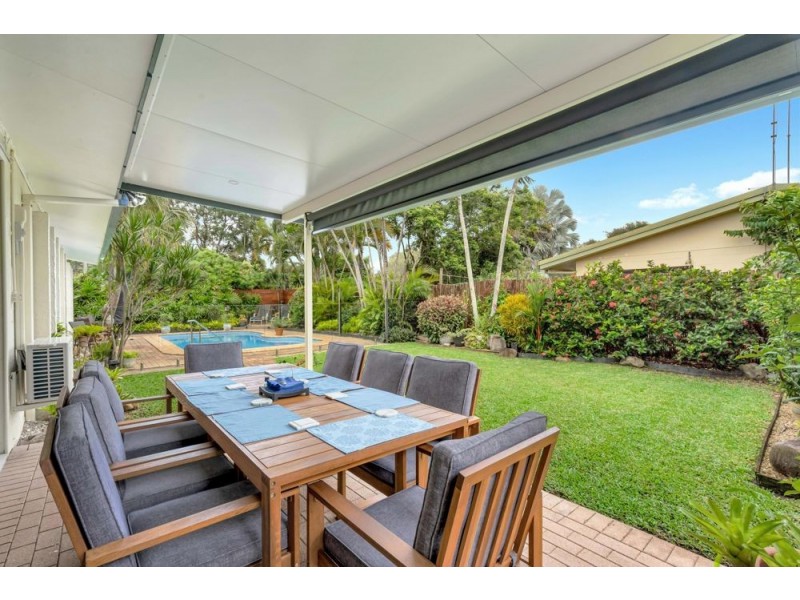 3 Roslyn Close, Yorkeys Knob QLD 4878