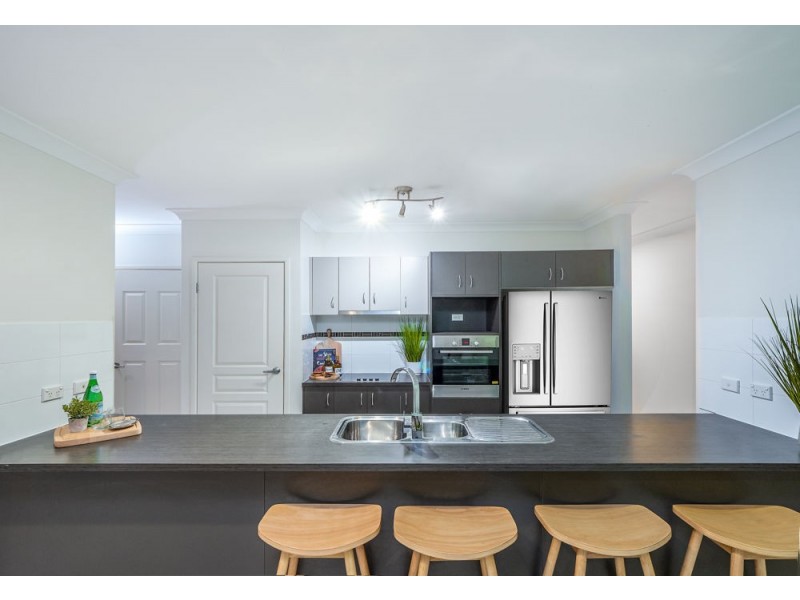 5 Norwood Crescent, Trinity Park QLD 4879