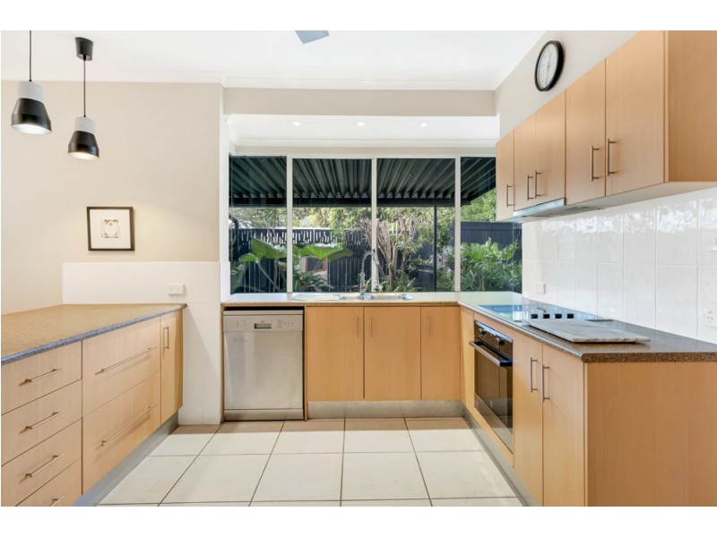 38-40 Bramble Street, Clifton Beach QLD 4879