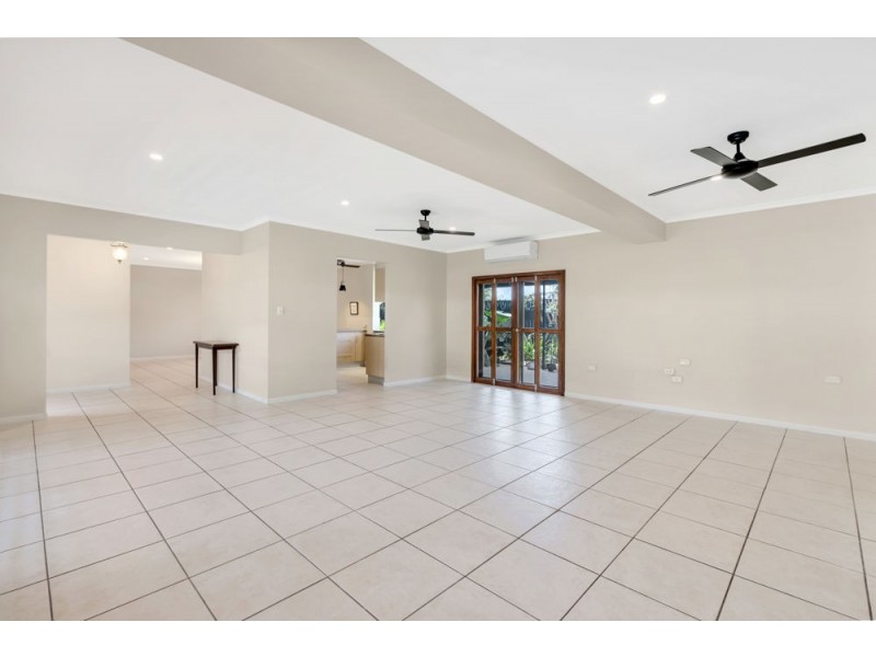 38-40 Bramble Street, Clifton Beach QLD 4879