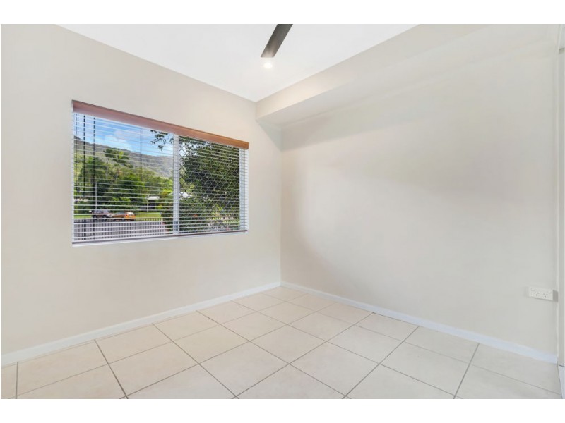 38-40 Bramble Street, Clifton Beach QLD 4879