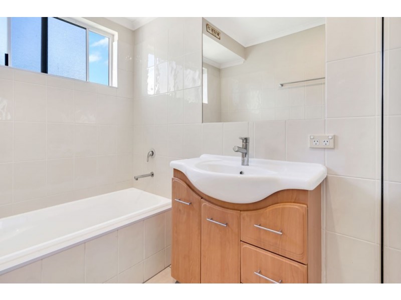 38-40 Bramble Street, Clifton Beach QLD 4879