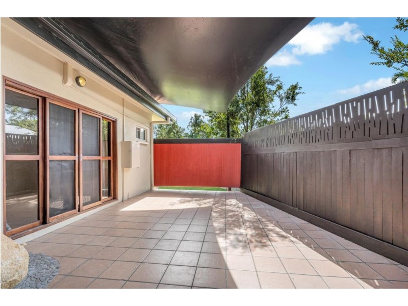 38-40 Bramble Street, Clifton Beach QLD 4879