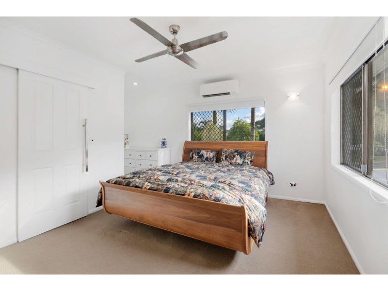 45 Currawong Street, Bayview Heights QLD 4868