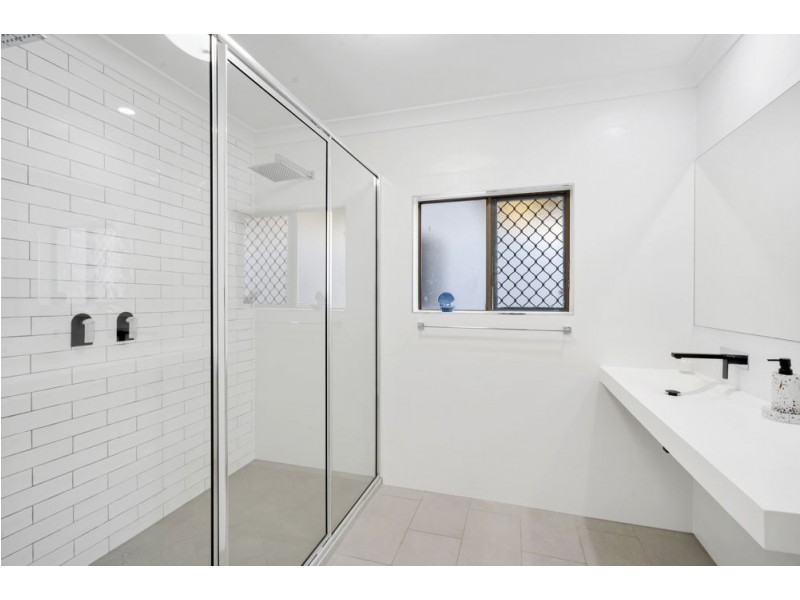 45 Currawong Street, Bayview Heights QLD 4868