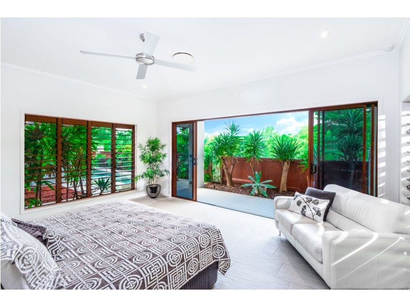 1 Wirrega Close, Caravonica QLD 4878