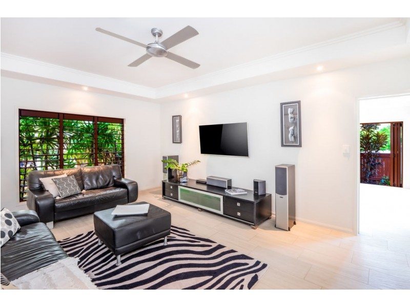 1 Wirrega Close, Caravonica QLD 4878