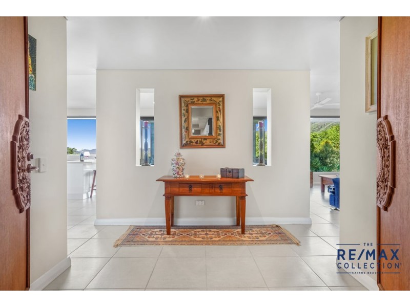 7/13 Colonel Cummings Drive, Palm Cove QLD 4879