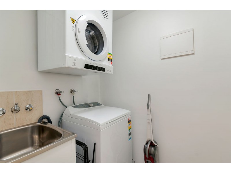 1506/2-10 Greenslopes Street, Cairns North QLD 4870