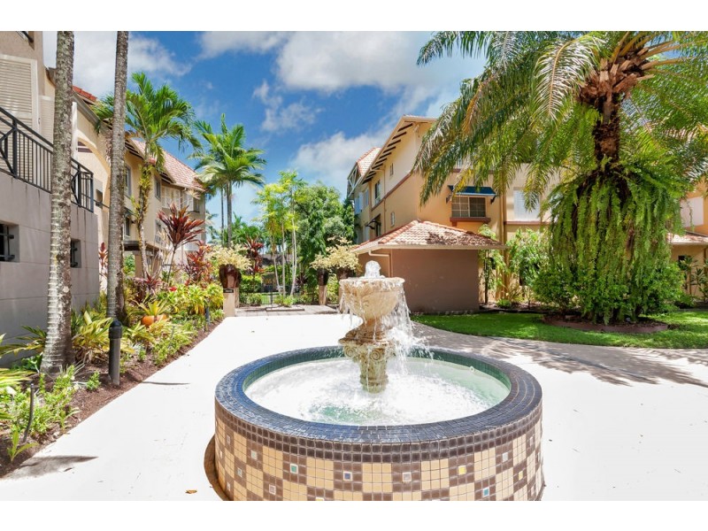 1506/2-10 Greenslopes Street, Cairns North QLD 4870