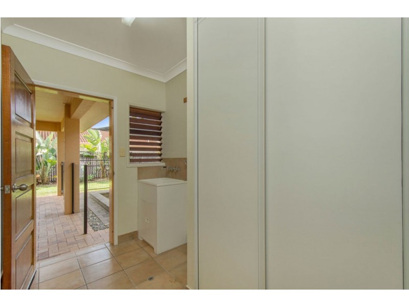 8 Everglade Rise, Brinsmead QLD 4870