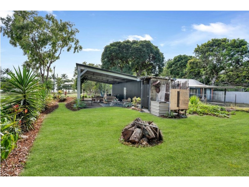 10 Sandpiper Street, East Trinity QLD 4871