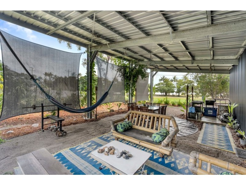 10 Sandpiper Street, East Trinity QLD 4871