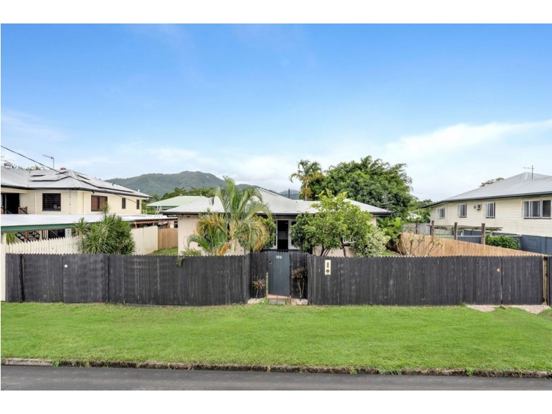 105 English Street, Manunda QLD 4870