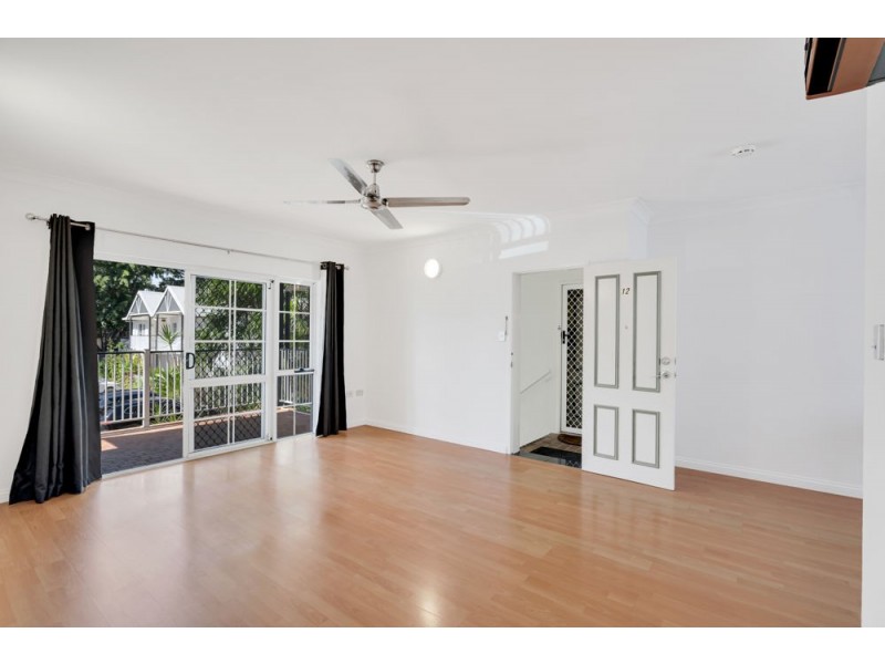 12/87-91 Earl Street, Westcourt QLD 4870