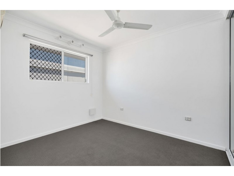 12/87-91 Earl Street, Westcourt QLD 4870