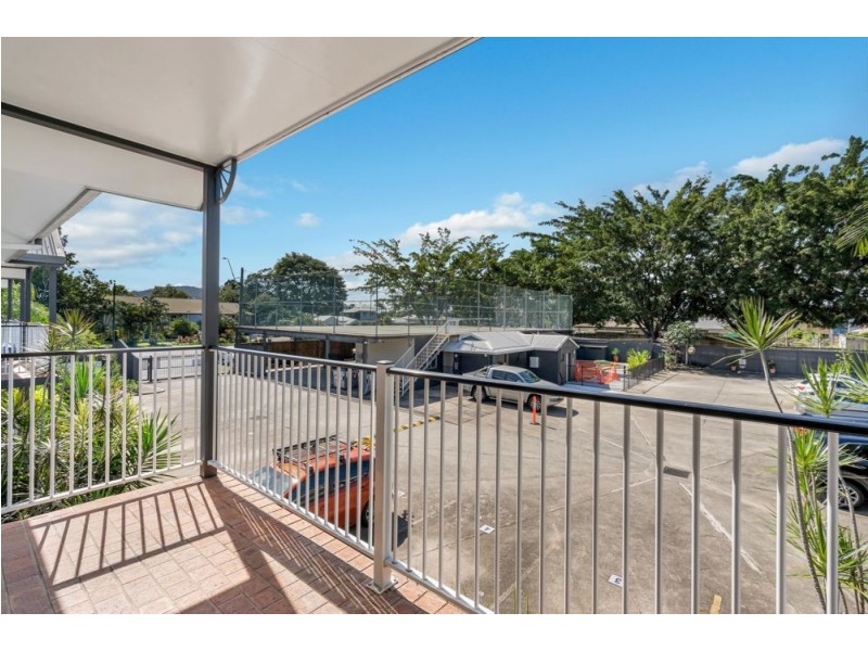 12/87-91 Earl Street, Westcourt QLD 4870