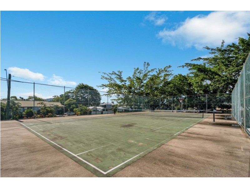 12/87-91 Earl Street, Westcourt QLD 4870