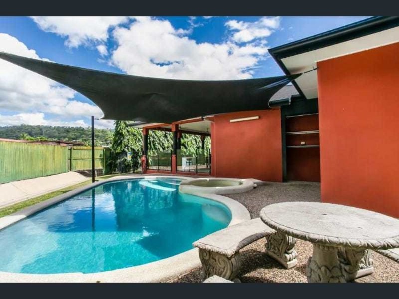 10a York Street, Whitfield QLD 4870