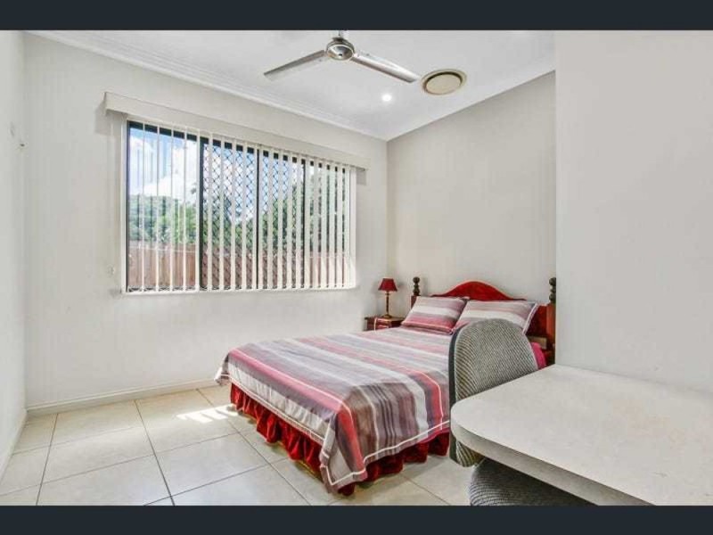 10a York Street, Whitfield QLD 4870