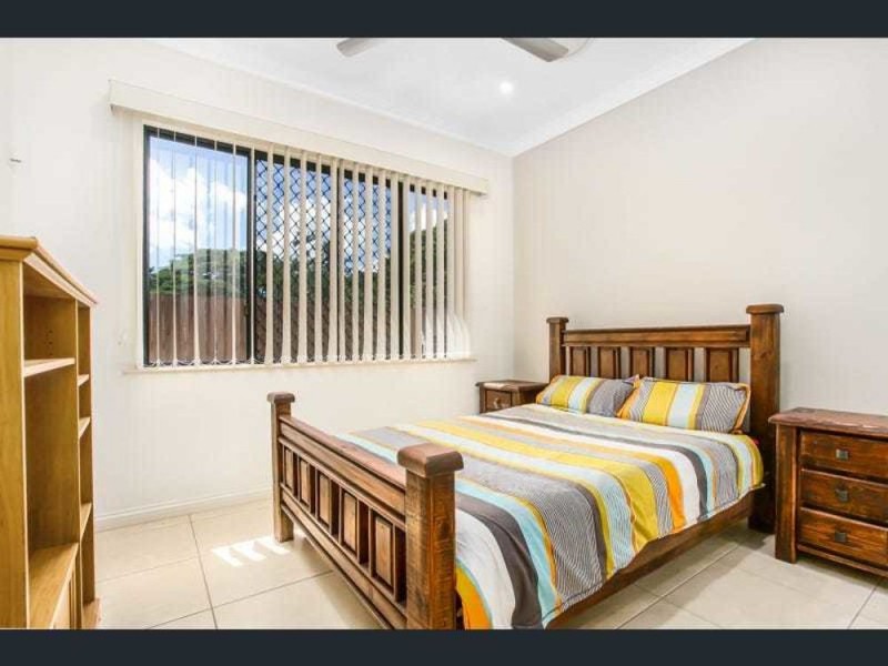 10a York Street, Whitfield QLD 4870