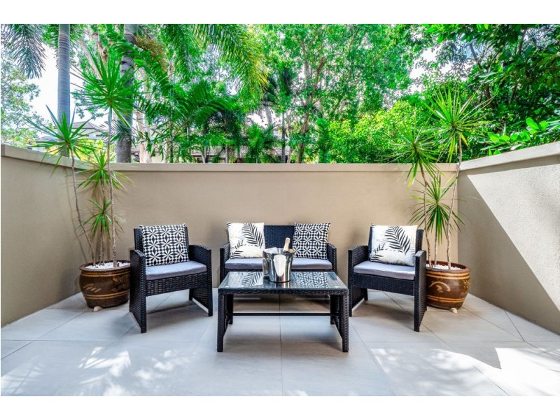 U113, L111 / 5 Triton Street, Palm Cove QLD 4879