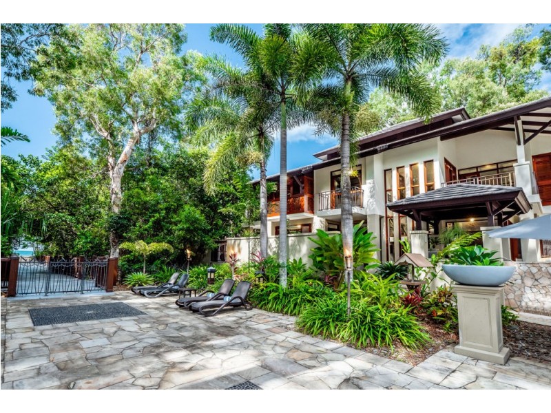 U113, L111 / 5 Triton Street, Palm Cove QLD 4879