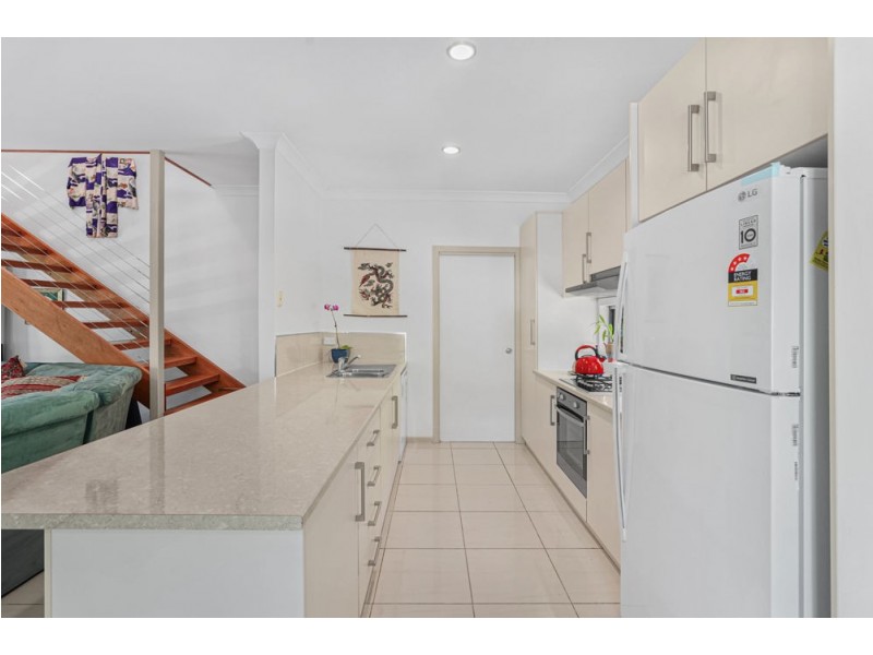 9 Dowsett Close, Yorkeys Knob QLD 4878