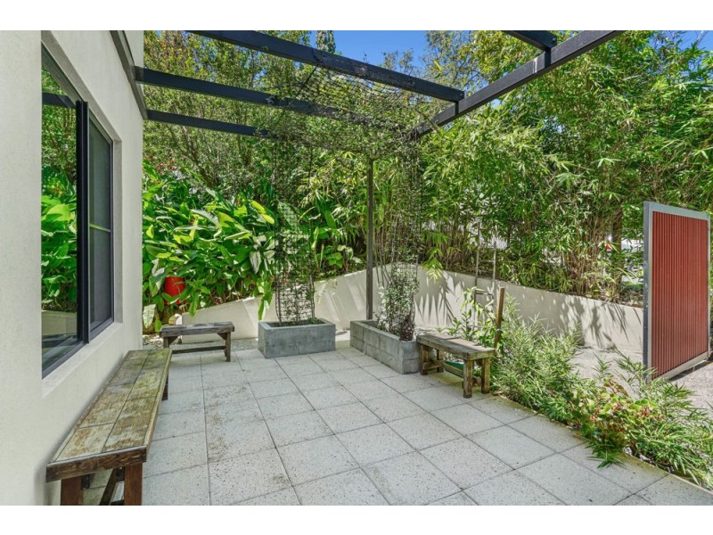 9 Dowsett Close, Yorkeys Knob QLD 4878