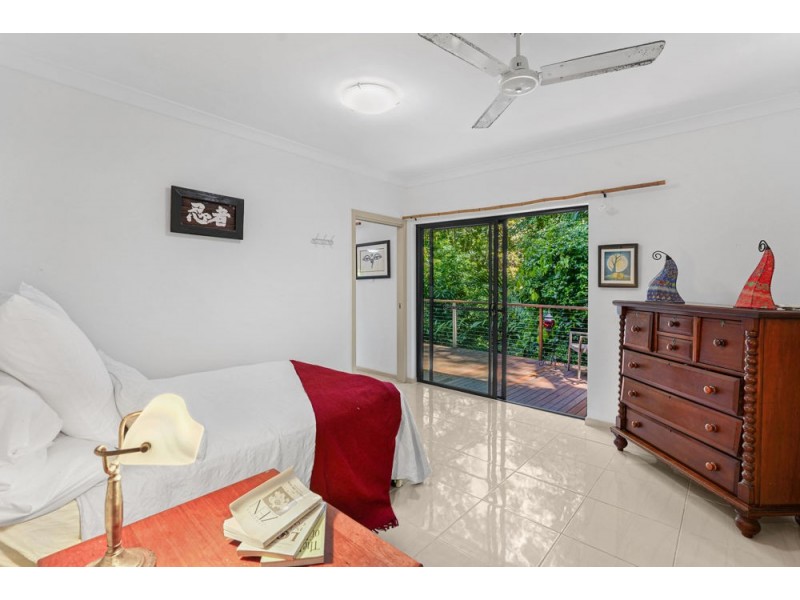 9 Dowsett Close, Yorkeys Knob QLD 4878