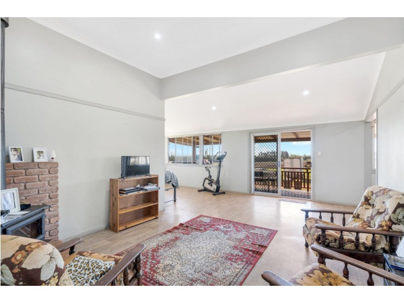 204 Graham Road, Tolga QLD 4882