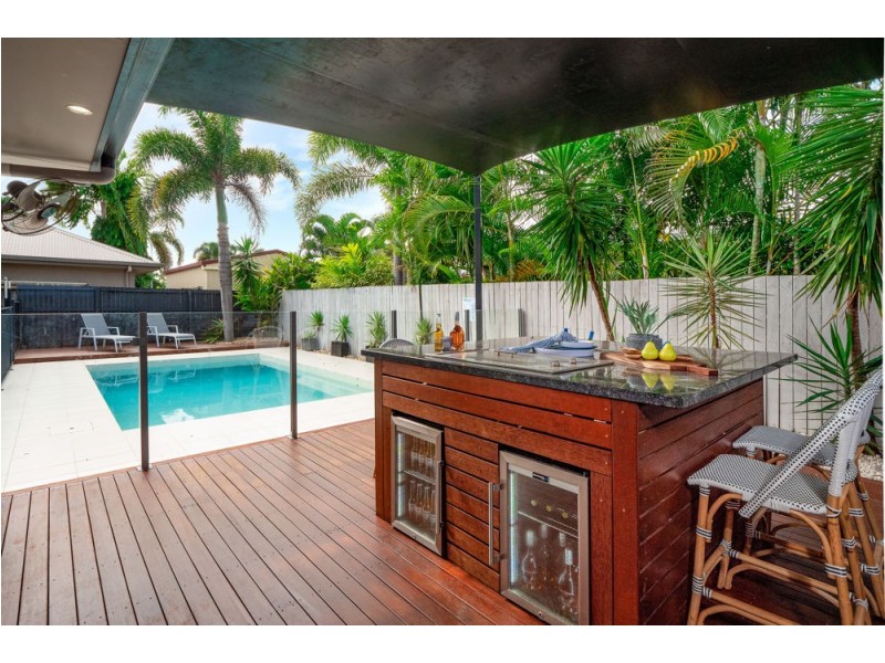 5 Norwood Crescent, Trinity Park QLD 4879