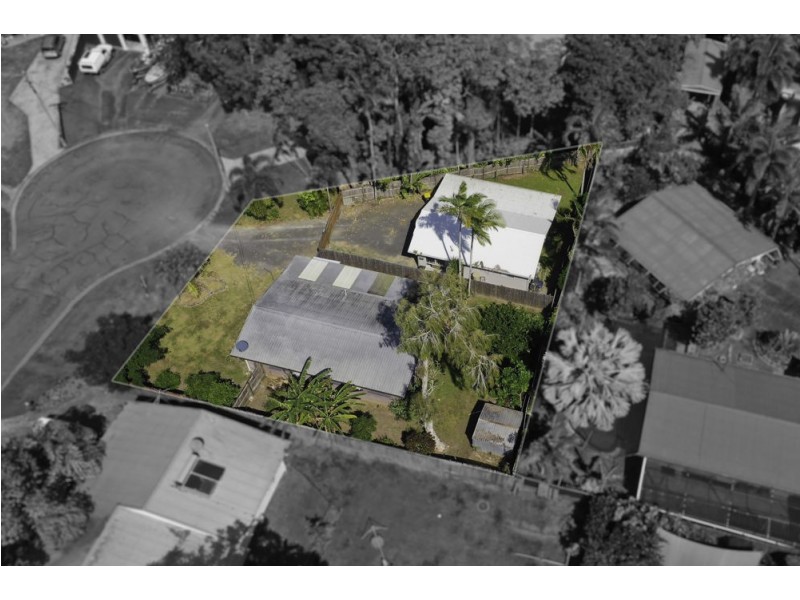8 Queensborough Close, Trinity Park QLD 4879