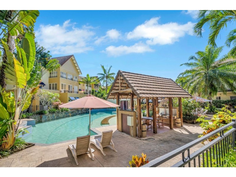 801/2-10 Greenslopes Street, Cairns North QLD 4870
