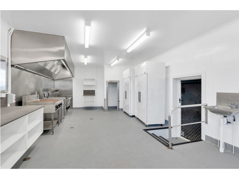 316 Sheridan Street, Cairns North QLD 4870