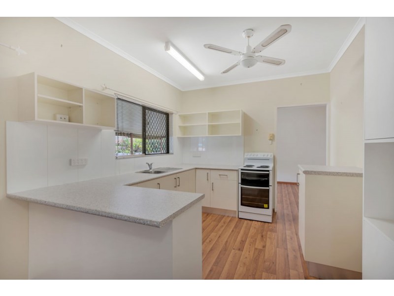 6 Gouldian Street, Bayview Heights QLD 4868