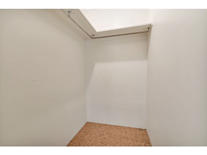 6 Gouldian Street, Bayview Heights QLD 4868