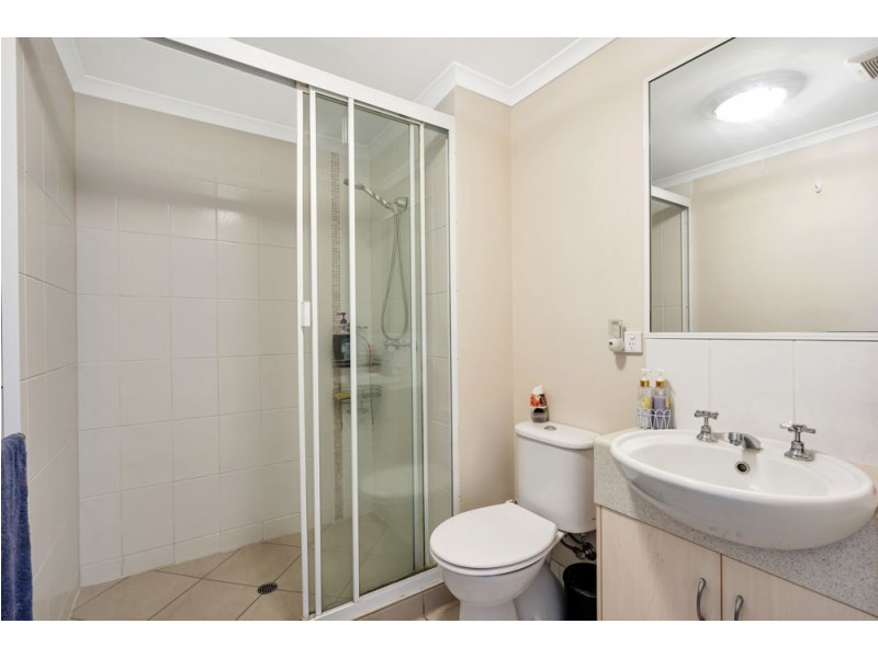 2/97-99 Martyn Street, Parramatta Park QLD 4870
