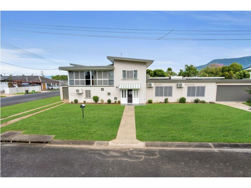 1 Mansfield Street, Earlville QLD 4870