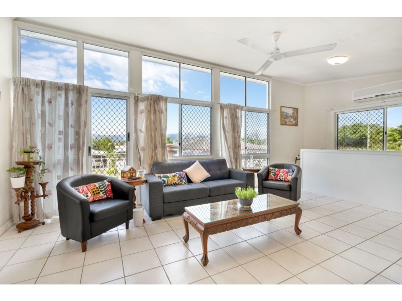 1 Mansfield Street, Earlville QLD 4870