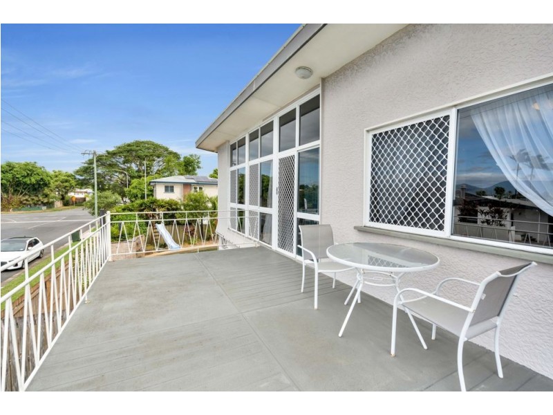 1 Mansfield Street, Earlville QLD 4870