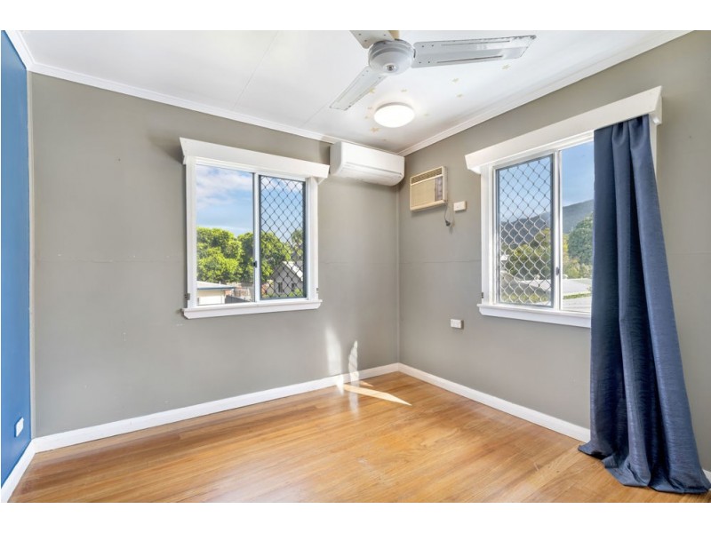 1 Mansfield Street, Earlville QLD 4870