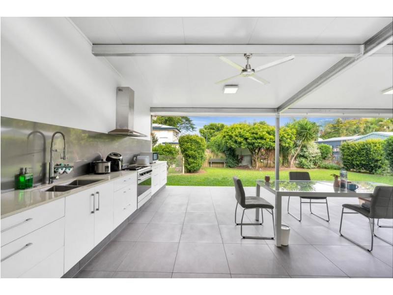 1 Mansfield Street, Earlville QLD 4870