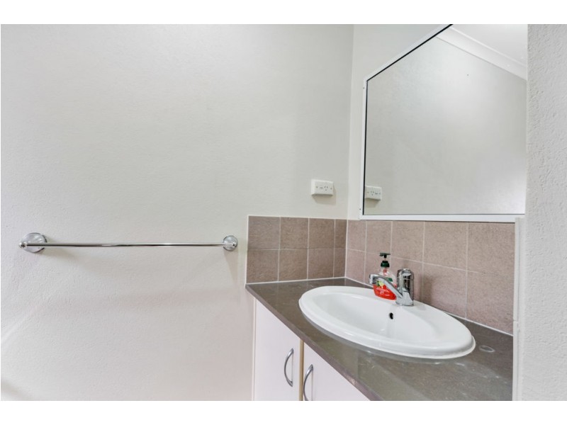 7/73-75 Toogood Road, Woree QLD 4868