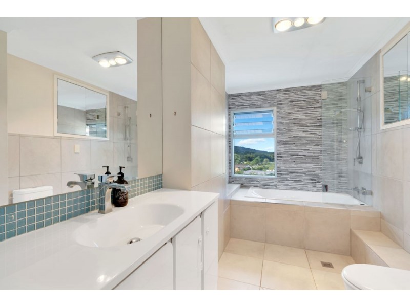 28 Atherton Street, Whitfield QLD 4870